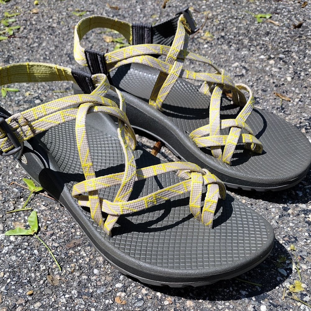 Women's size 11 Chaco Z Cloud Sandals